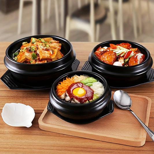 1 Piece Ceramic Donabe Pot Bowl: Enjoy cooking with this heat-resistant tray included. This rust-resistant pot is safe for stovetop use and perfect for BBQ, stew, bibimbap, and soup. No charging necessary.