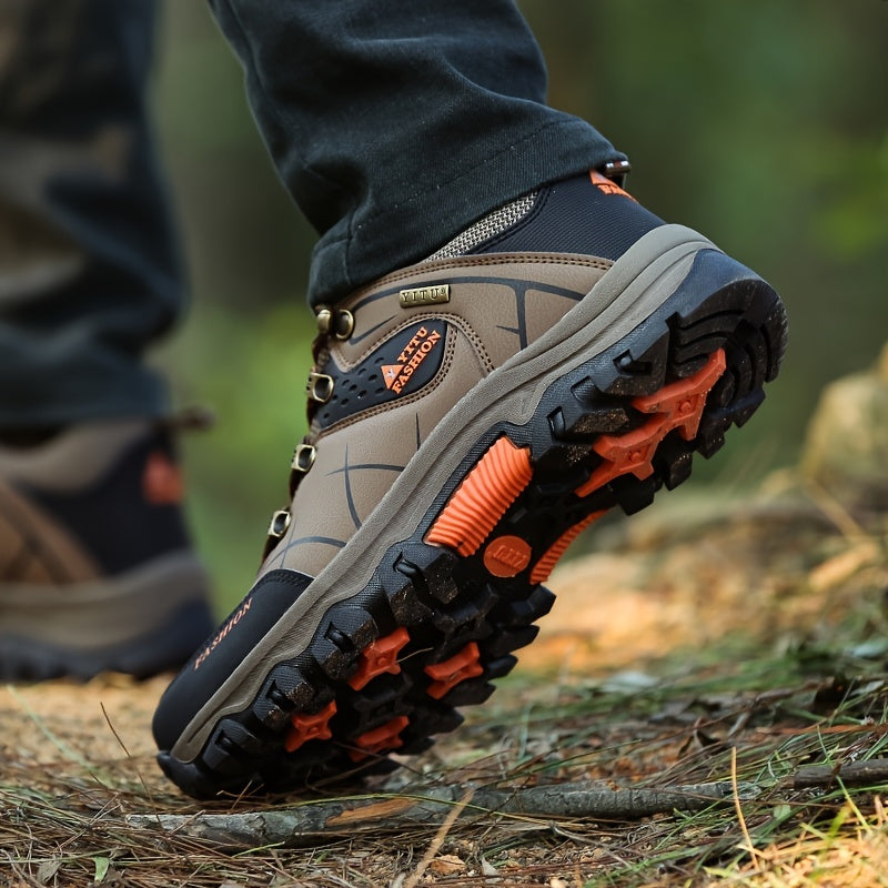 Men's durable hiking shoes - comfortable and anti-skid for hunting, camping, and trekking.