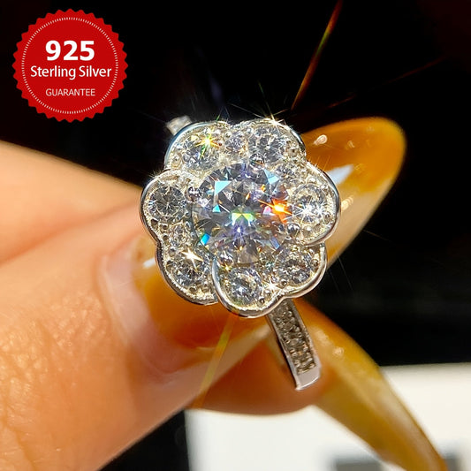 Luxurious and elegant, this sparkling 1CT Moissanite engagement ring is crafted in 925 pure silver with a unique four-leaf clover design. Perfect as a wedding ring or promise ring, this eternal piece of jewelry is a stunning choice for women. The silver