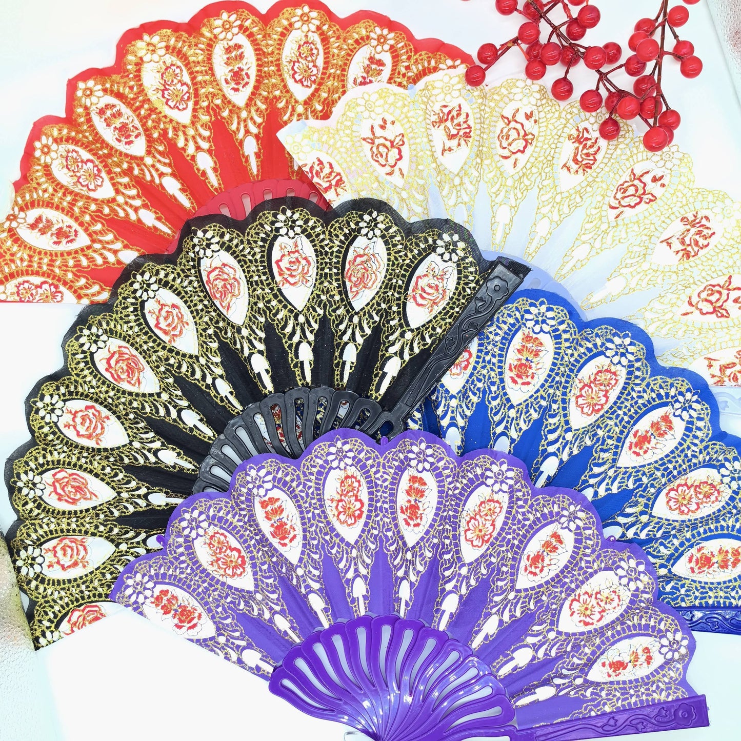 Single Flower Ladies Carved Folding Summer Dance Performance Folding Fans in Classic European Style
(12 pieces, 6 pieces, 3 pieces) perfect for trendy photography props.