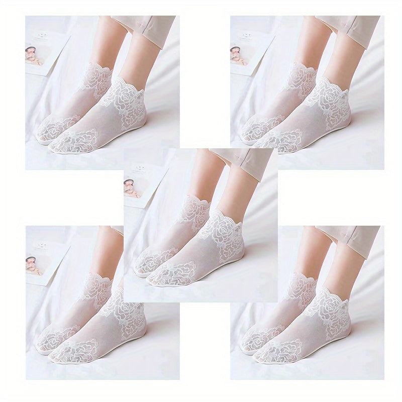 5 pairs of lace-trimmed women's socks for spring and summer, including short mesh socks with large roses and lightweight boat socks.