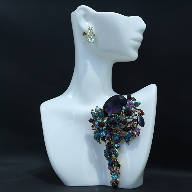 Stylish Rhinestone Flower Brooch - Exquisite Statement Pin for Women, Trendy & Distinctive Accessory