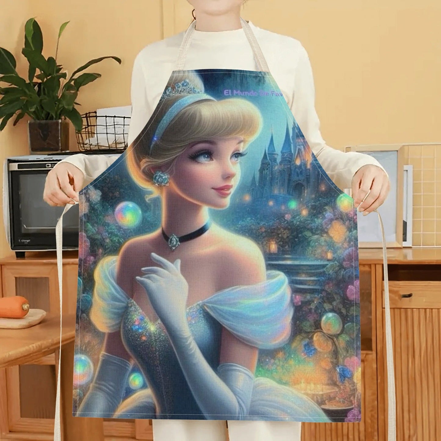 Disney has licensed a chic waterproof apron with an adorable cartoon design of Princess Elsa. This apron is beautiful, trendy, and uncomplicated, perfect for use in hotels, supermarkets, restaurants, fruit shops, milk tea stalls, and homes in general.