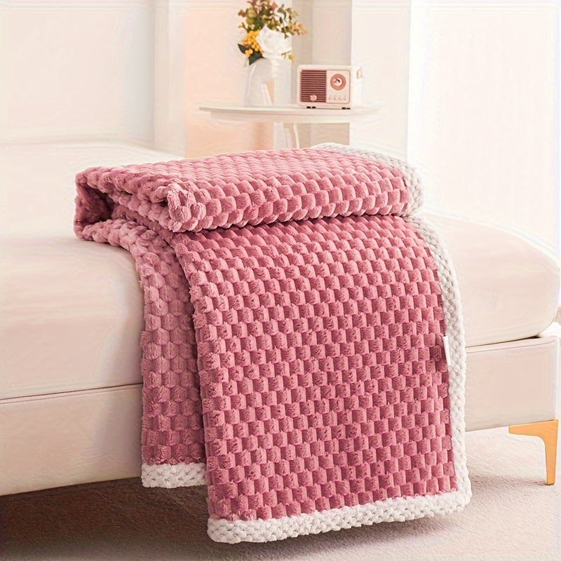 Soft and warm winter blanket made of thickened velvet, perfect for use on the sofa, bed, or in the office for naps.