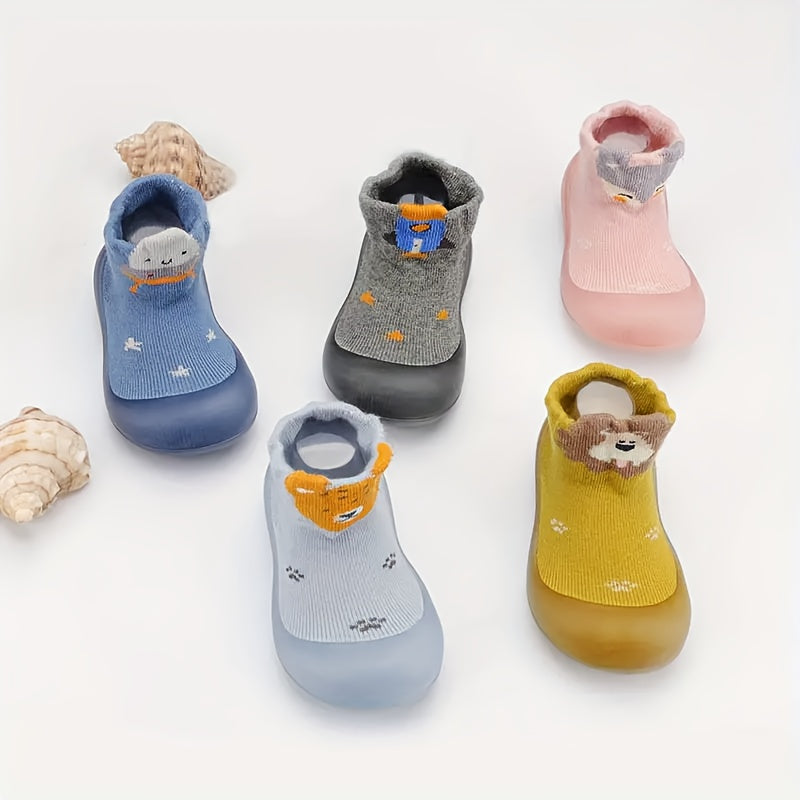 Cute slip-on baby sock shoes with non-slip soles for newborns and toddlers in blue, yellow, pink, and brown.