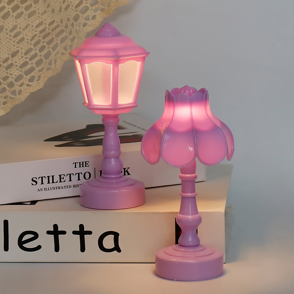 Flower-shaped mini LED table lamp ideal for bedroom and desktop decor, also great as a unique home warm gift or for café/hotel decoration.