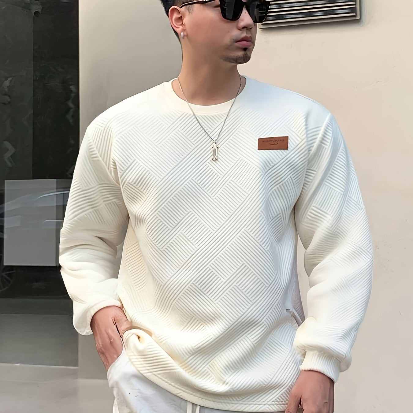 Men's casual sweatshirt with soft polyester material, crew neck, long sleeves, gradient color design, chevron patch detail. Suitable for spring and autumn, machine washable.