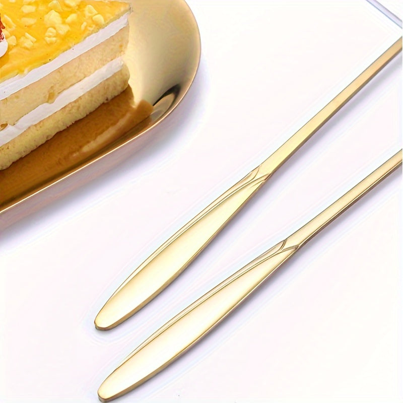 Stylish stainless steel coffee and tea spoon with a golden touch - ideal for espresso, iced drinks, and a must-have kitchen accessory with its long handle.