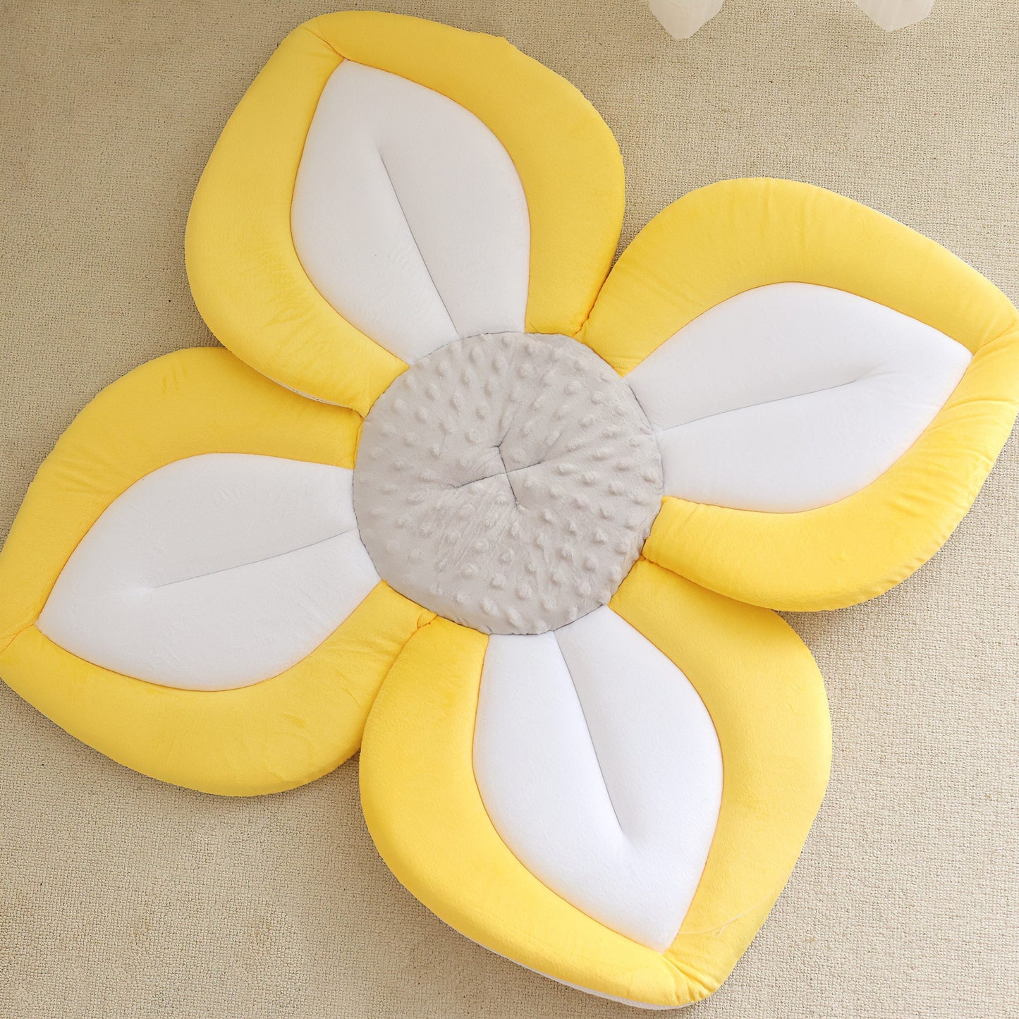 Cute Cartoon Flower Kids Bath Mat - Ultra-Soft Polyester, Non-Slip Safety Mat for Kids' Bath and Sink - Ideal Gift for Kids, Available in Deep Gray, Gray, Blue, and Yellow