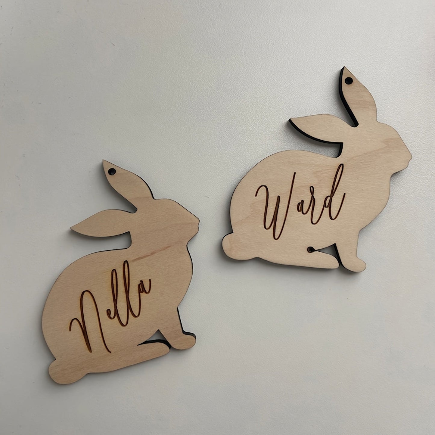 Engraved Wooden Easter Basket Tag with Bunny Design - Customizable Name Label with Ties, Ideal for Gifts and Memorabilia