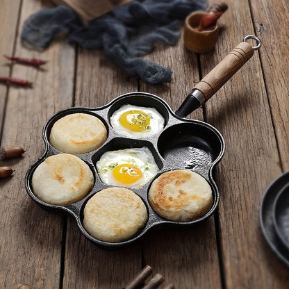 Cast Iron Petal Shaped Omelette Pan with 7 Holes and Deep Design, Non-Stick and Coating-Free, Egg Burger Mold featuring Wooden Handle - Ideal for Breakfast and Kitchen Essentials