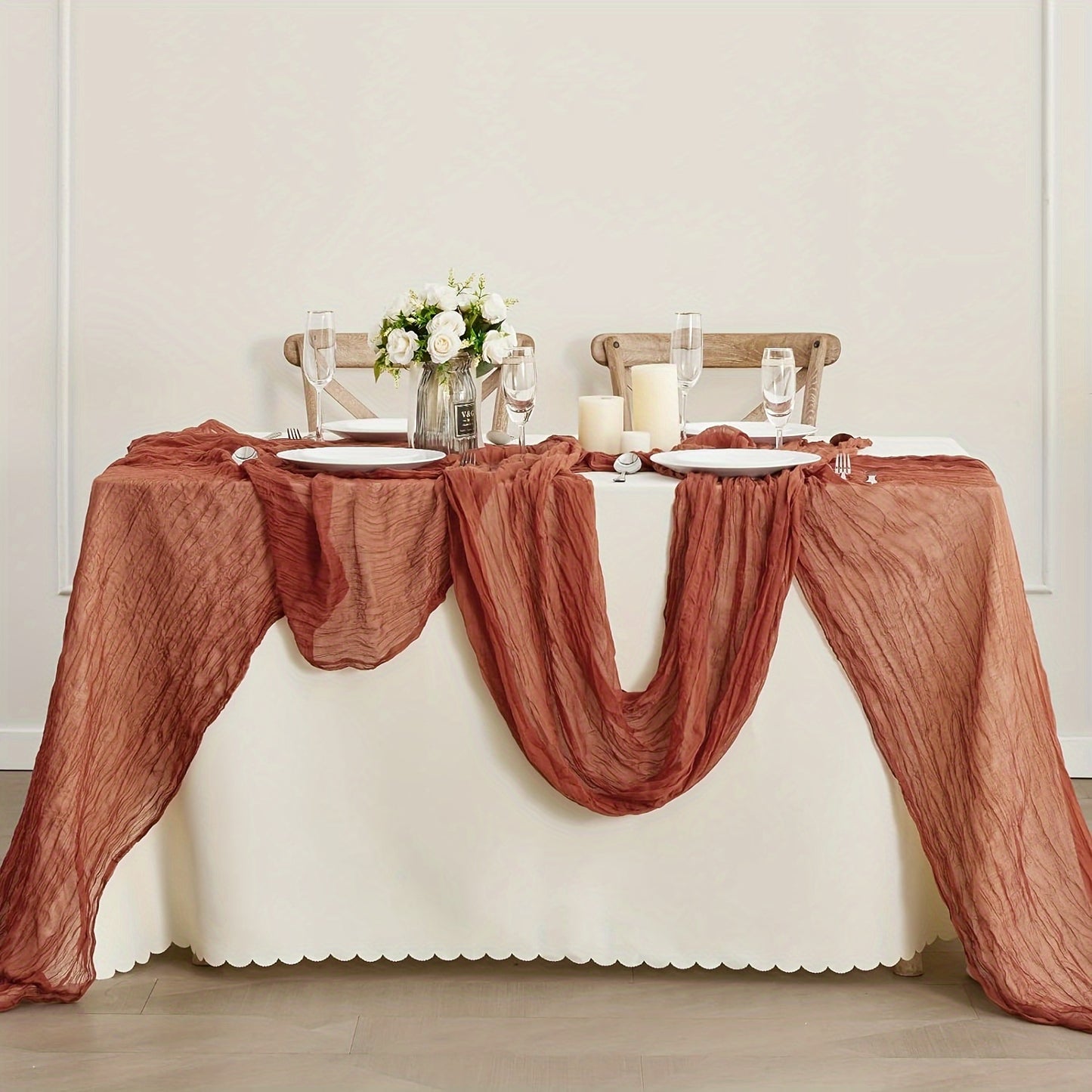 Multi-color pleated table flag - elegant dining table decor