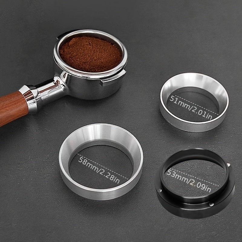 Golden espresso dosing funnel made of lightweight aluminum, available in 51/53/58mm sizes with a magnetic attachment. This coffee dosing ring fits snugly onto the coffee machine handle to prevent splashing during the dosing process.