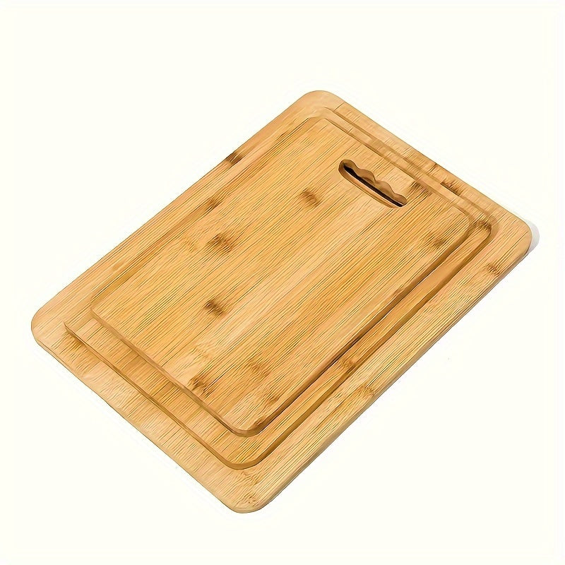 3 pieces of bamboo cutting boards ideal for chopping, slicing and serving meat, cheese, bread, vegetables and fruits. Perfect for home, dormitory or kitchen use, these cutting boards make great gifts for family members and are perfect for Christmas.