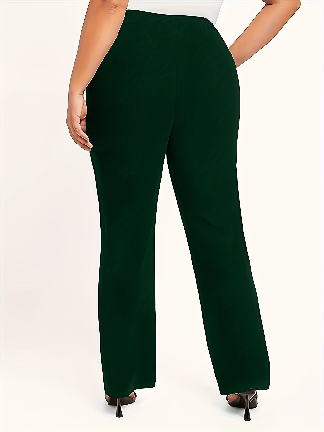 Elegant high-waist plus-size pants for spring and summer.