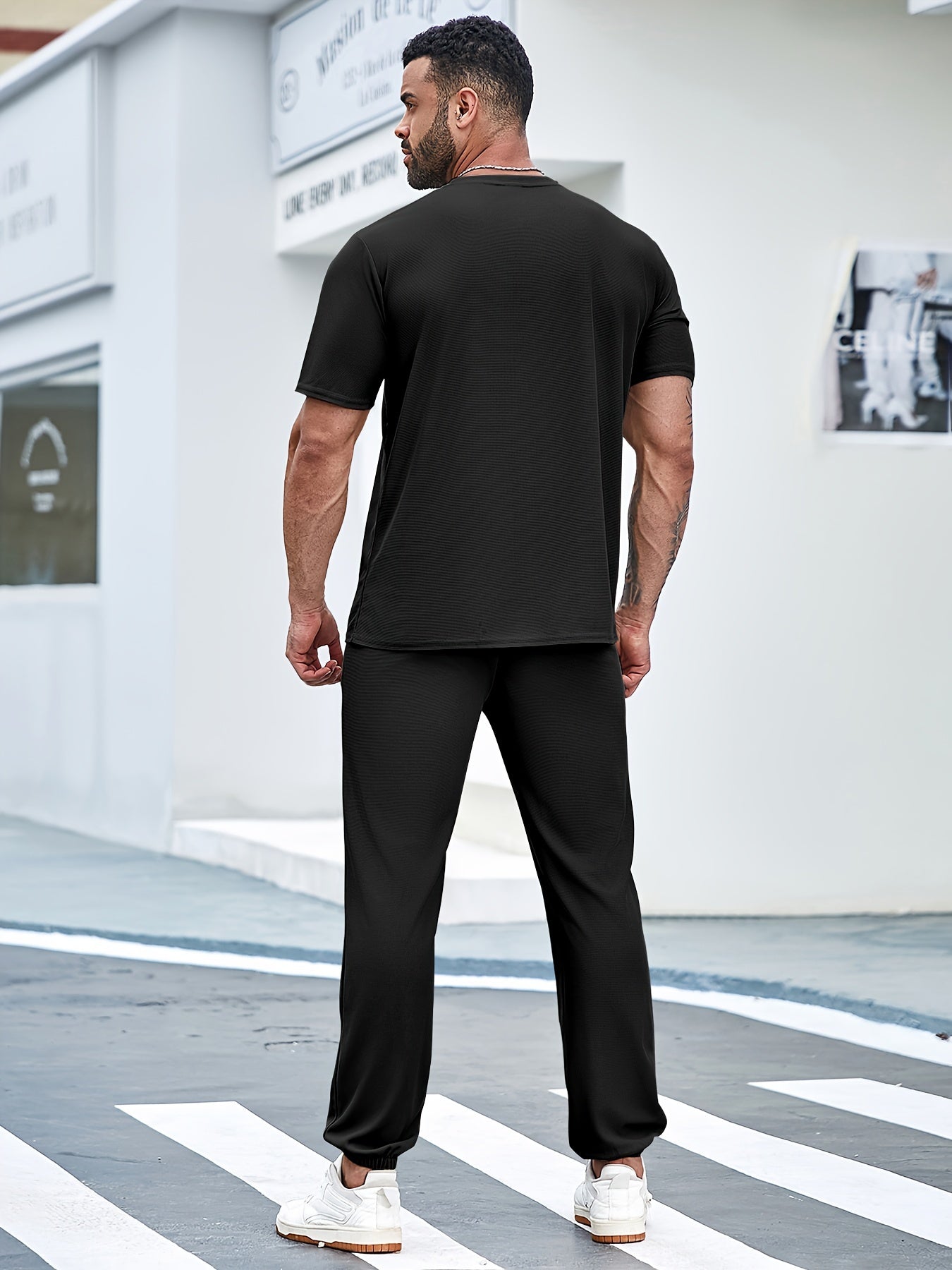 Men's casual sports outfit with short-sleeve t-shirts, shorts, and long pants suitable for running, cool, versatile, and comfortable.