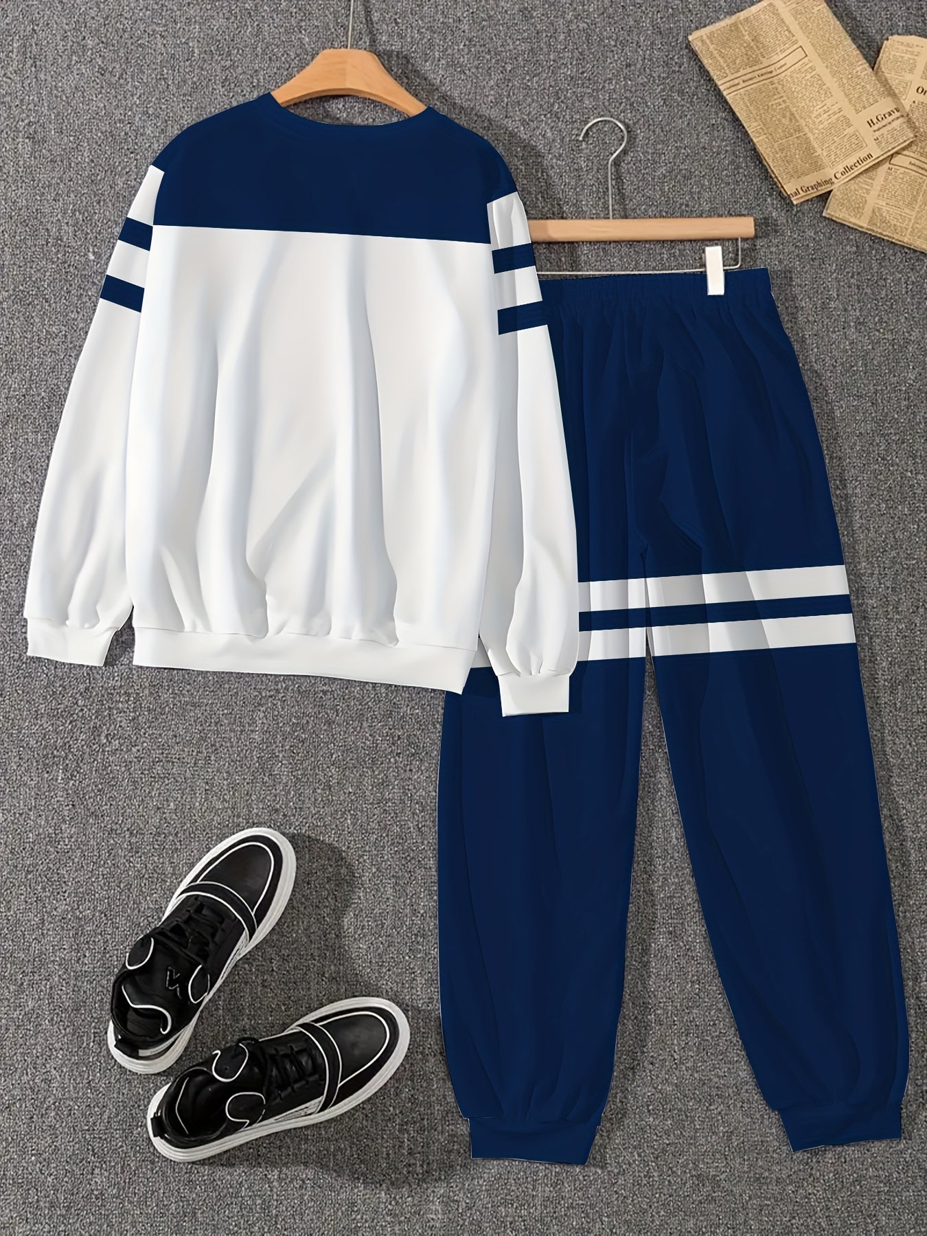 Anchor print sweatshirt and joggers set for men made from a comfortable polyester blend that is machine washable. Casual and comfortable.