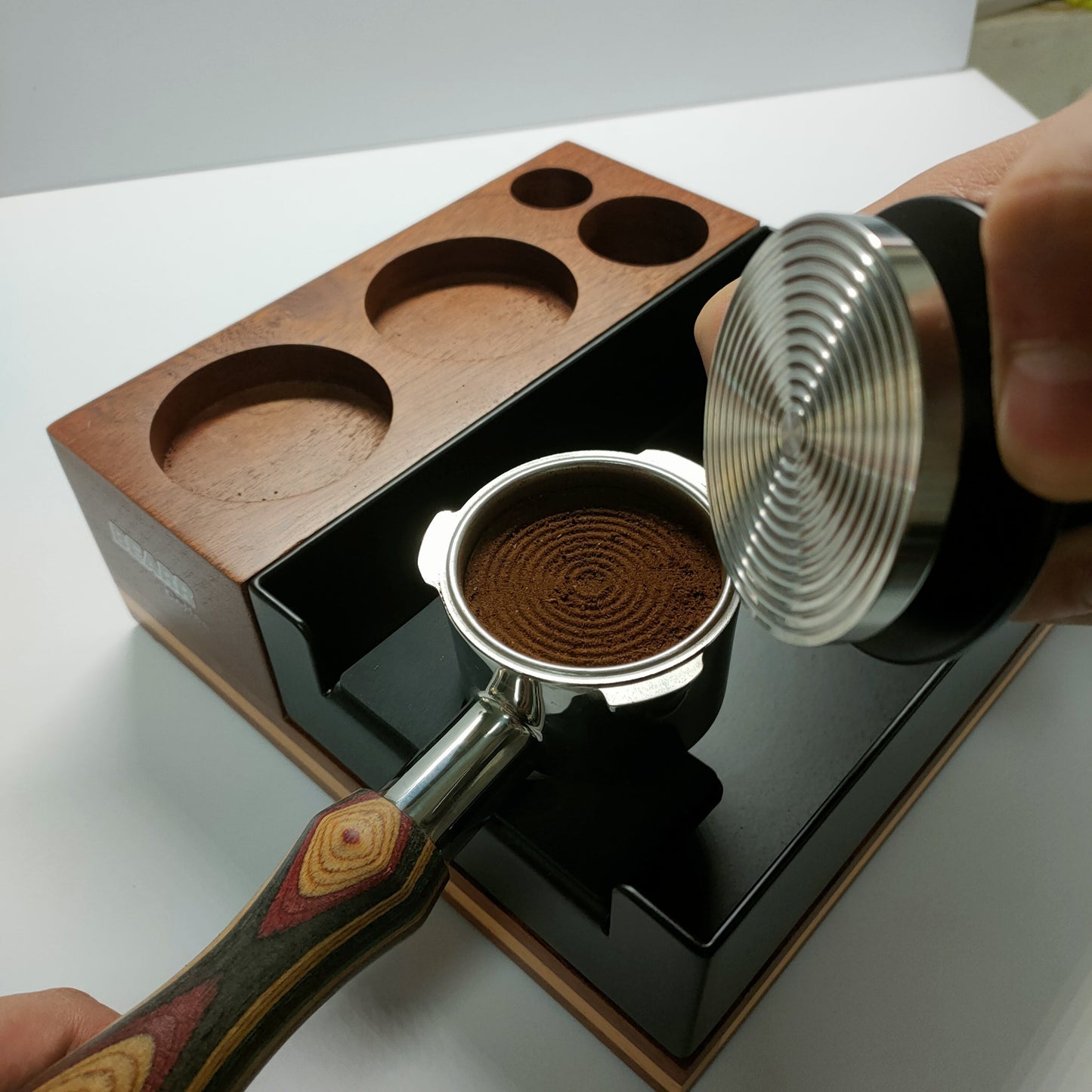 High-Quality Stainless Steel Espresso Tamper featuring Calibrated Spring - Available in 51/53/53.7/58mm Sizes, Long-lasting Carbon Brazed Coffee Tamper with Ripple Base for Even Ground Distribution, Essential Espresso Accessory