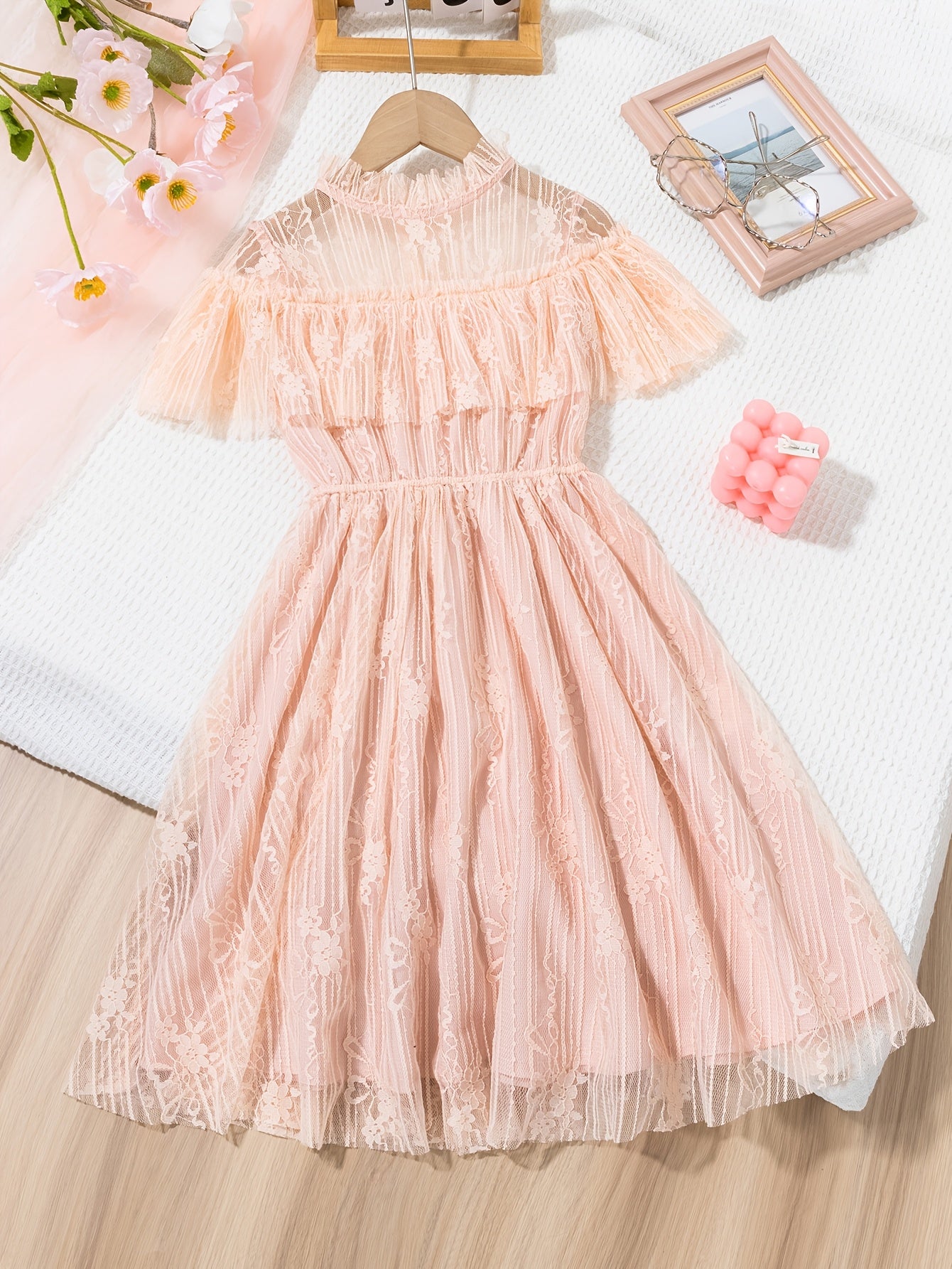 Girls' Elegant Summer Dress, Korean Fashion, 100% Polyester with Lace Detail, Solid Color, Princess Gown with Slight Stretch, Skinny Fit for Children