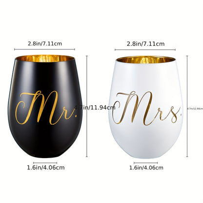 Engraved wine glasses for weddings and special occasions, handwash only, ideal gift for the bride and groom.