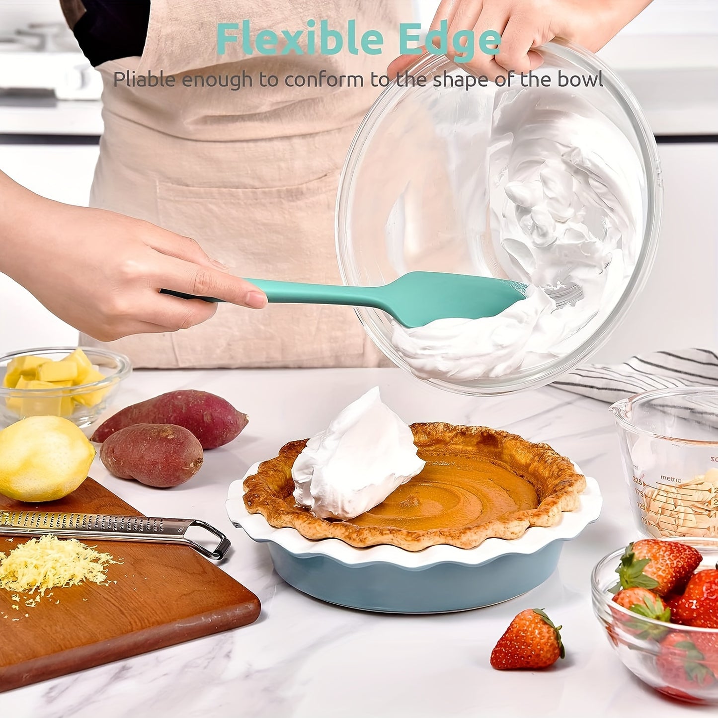 4-piece set of U-Taste heat resistant silicone spatulas for nonstick cookware, with a high temperature resistance of 600ºF and seamless, BPA-free design for safe food handling.