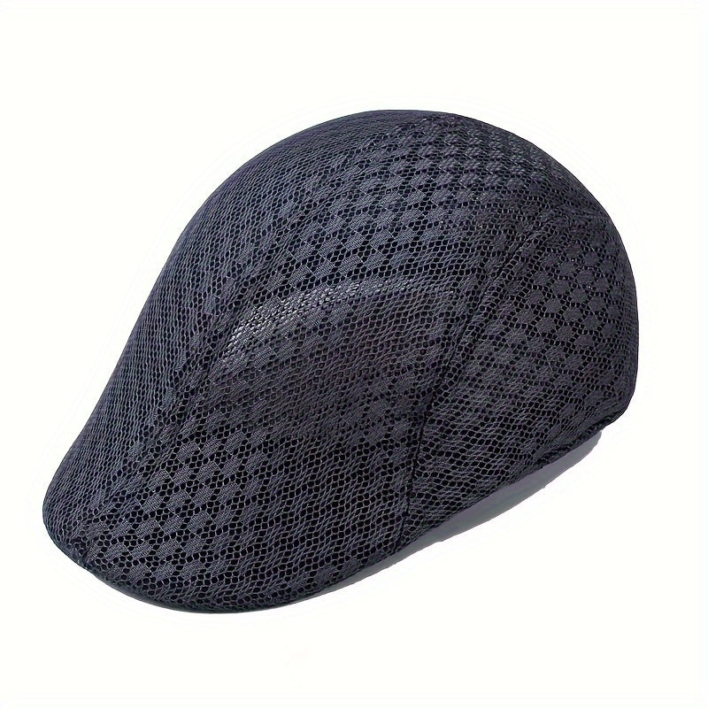 Breathable mesh cap for summer vacations, made of polyester