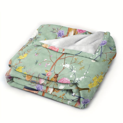 1-piece Creative Flower and Bird Patterned Flannel Blanket, Cozy and Soft Sofa Throw Blanket suitable for All Seasons, Perfect for Office, Bed, or Travel