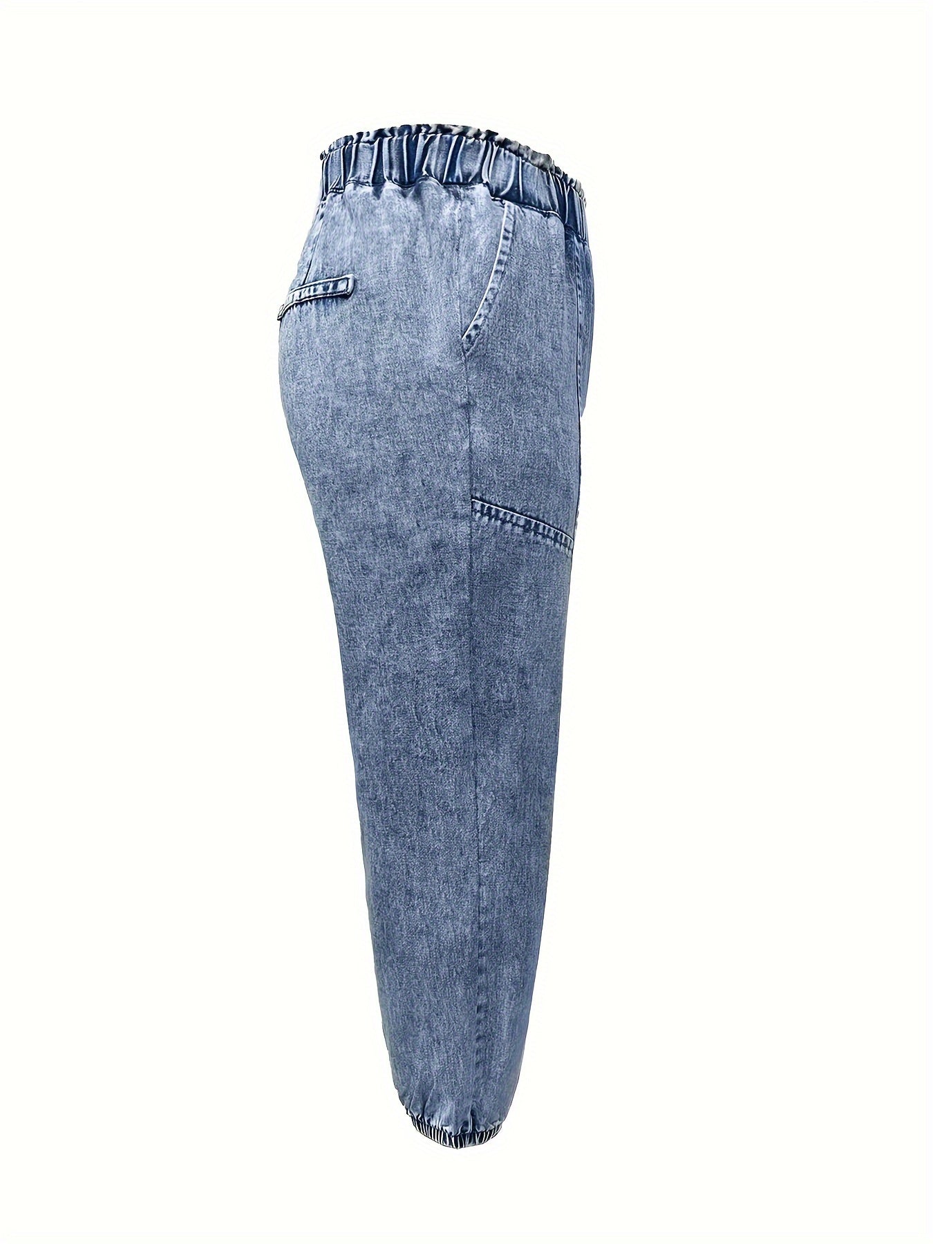 Snowflake pattern denim jeans for plus-size women in non-stretch woven fabric with polyester blend, solid color lining.