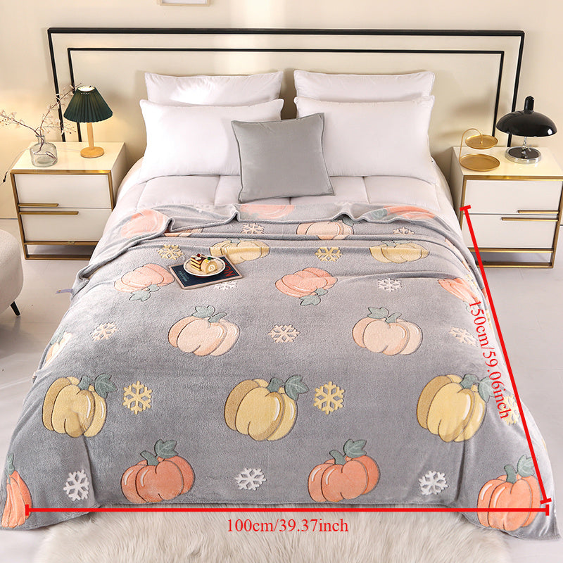 One piece of a warm floral pumpkin pattern velvet blanket, made with soft and durable materials. Perfect for use as a shawl or blanket in the sofa, bedroom, or living room. Suitable for all four seasons.