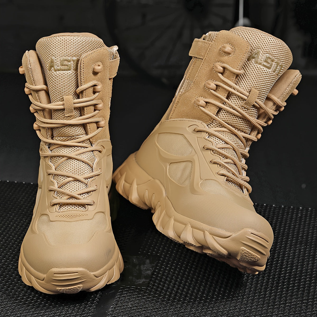 High-top hiking boots for men with breathable fabric, non-slip soles, and zip/lace closure, perfect for all seasons including autumn.