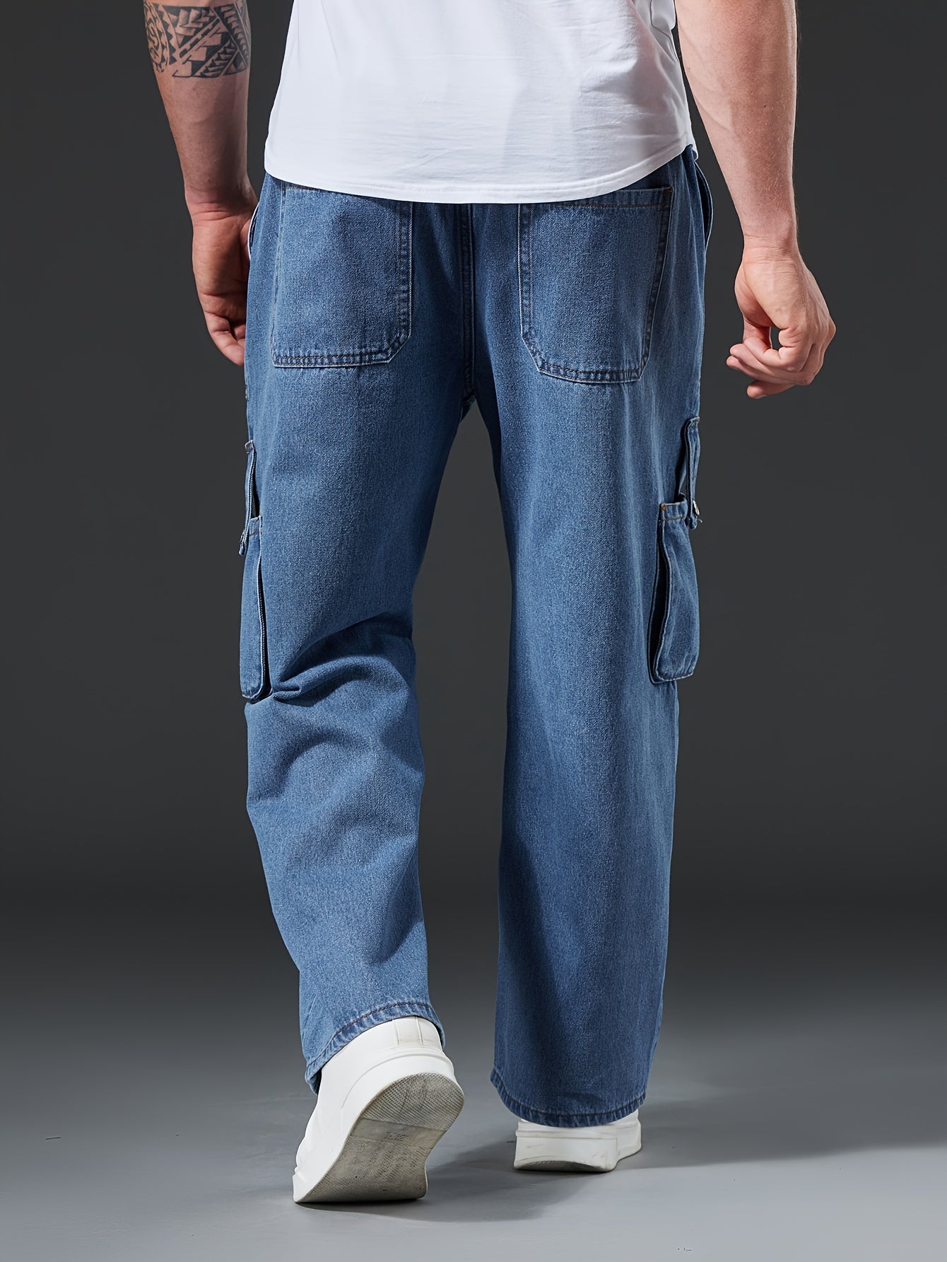 Men's solid cargo jeans for plus size in Spring, Fall, and Winter.