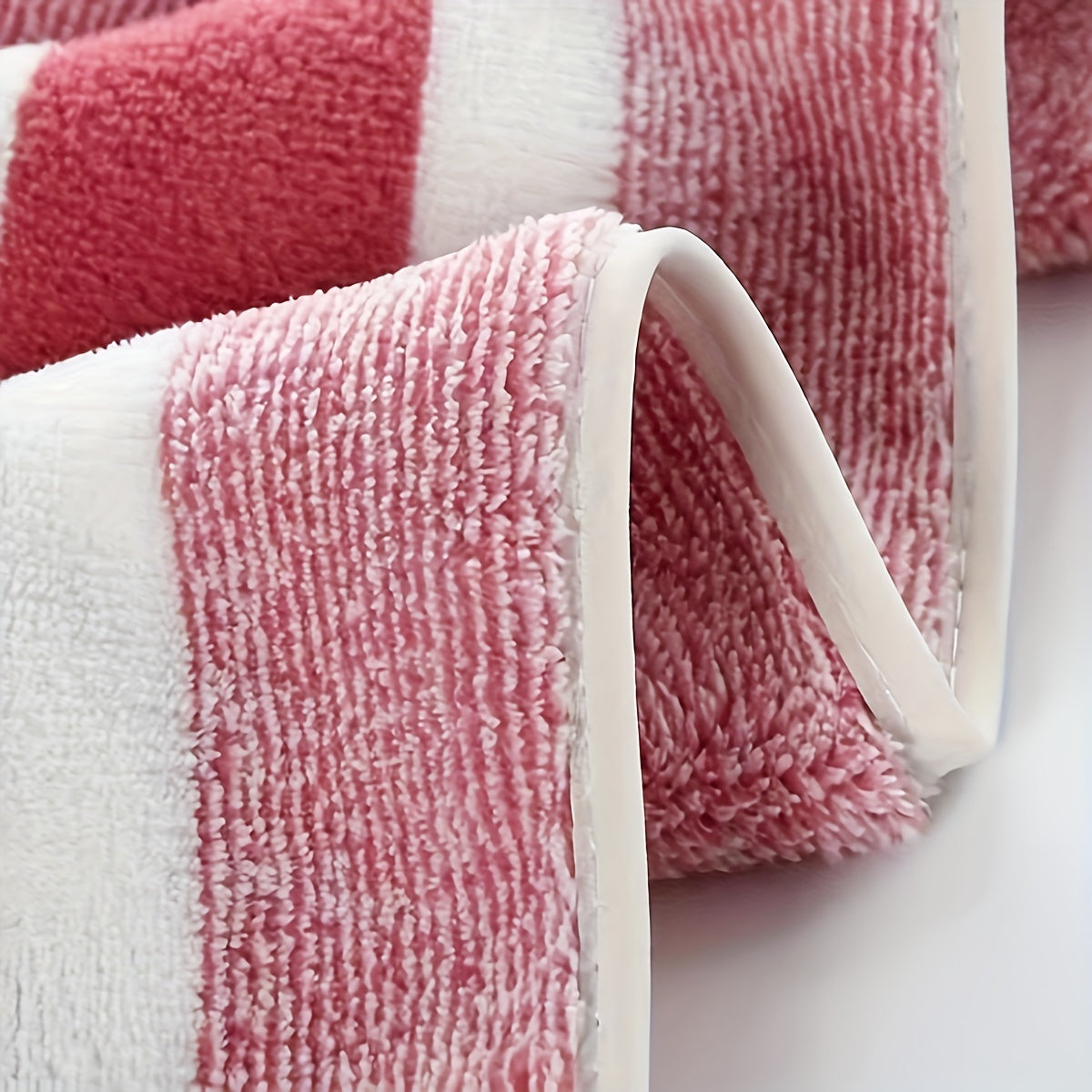 LDQ 4 Ultra-Soft Coral Fleece Towels - Quick Dry, Striped Hand & Face Towels, 34.8x74.93 cm