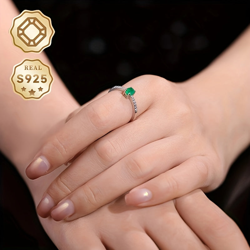 Make her day with this stunning Natural Stone Ring in a beautiful green hue. Crafted from S925 sterling silver, this adjustable open ring features a unique design that will surely make a statement. Please note that the natural stone used means that each