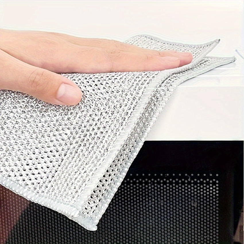 Pack of five silver nylon dishwashing cloths with scratch-resistant contemporary design. These woven square kitchen towels are perfect for cleaning outdoor spaces, bathrooms, and patio furniture.