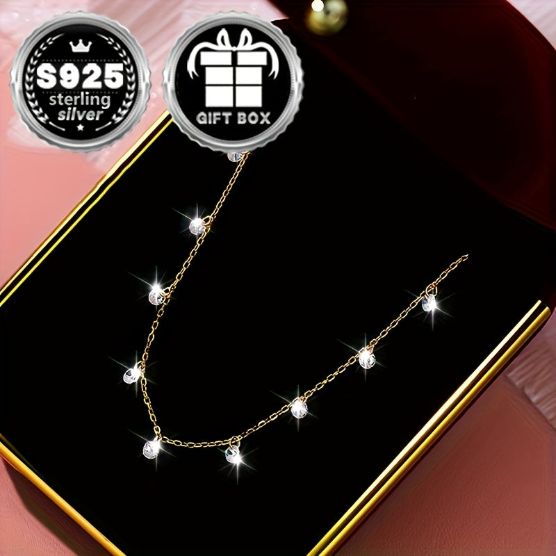 Stylish Clavicle Chain Necklace in 925 Sterling Silver with Sparkling Cubic Zirconia Pendant, Comes in a Gift Box - Ideal for Everyday or Special Occasions, Lightweight at 1.7 Grams, Synthetic Zirconia, Trendy Fashion Piece for Women