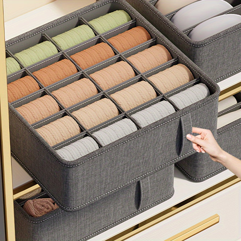 Pure gray cationic sock storage boxes in 6, 7, or 20 compartments. Ideal for organizing socks, bras, and underwear at home. Foldable and versatile.