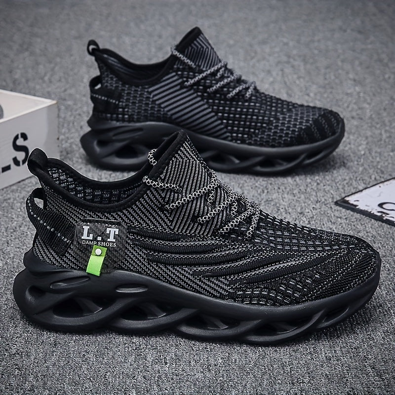 Breathable men's knit running shoes with shock absorption for outdoor jogging in spring/summer.