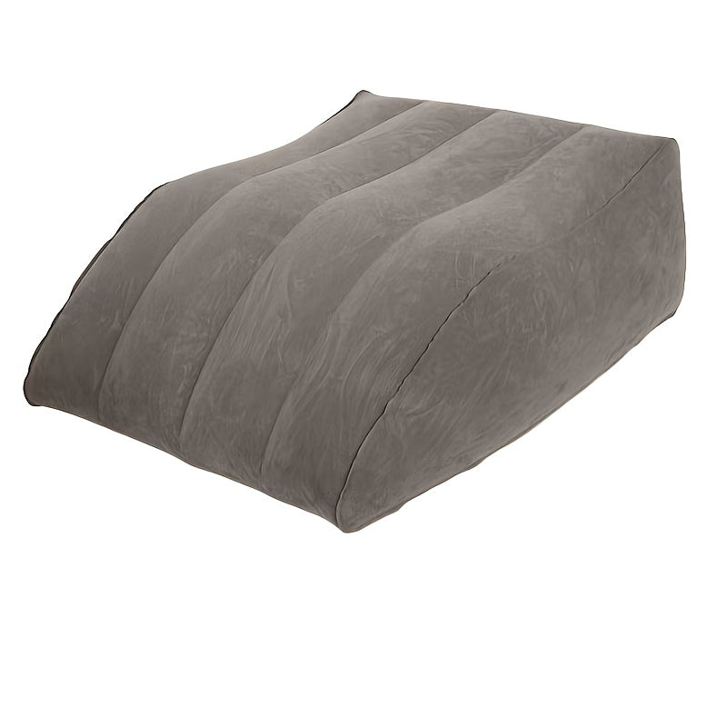 This inflatable leg pillow is made of polyester and features a convenient storage nozzle design. It provides comfortable leg positioning, promotes muscle relaxation, and is perfect for naps and injury recovery. This advanced cushion is also ideal for use