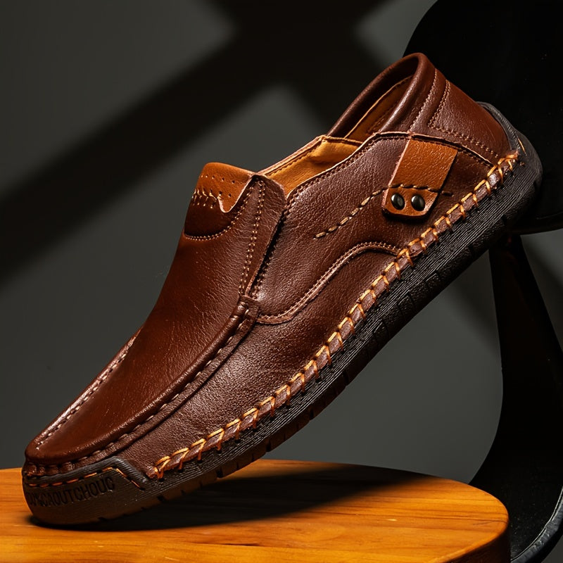 British style lightweight driving shoes for men, both casual and fashionable.