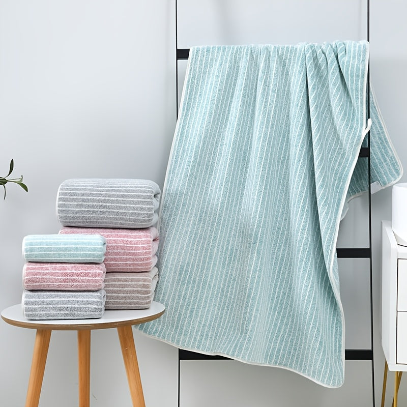 8 narrow strip sports bath towels suitable for bathroom, hotel, fitness, and spa. Includes 2 bath towels, 2 hand towels, and 4 square towels.