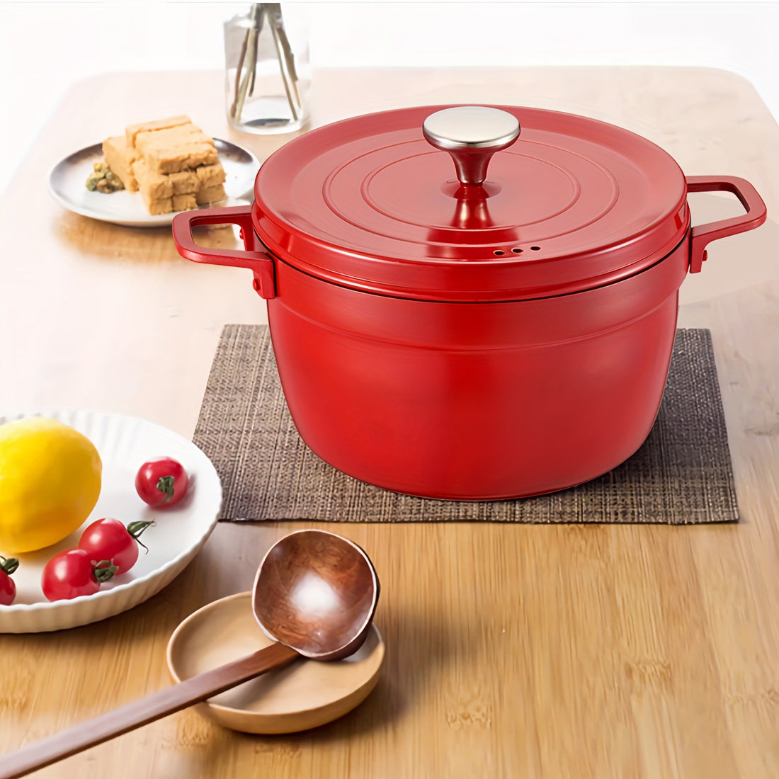 Heavy-duty Dutch oven stockpot made of cast iron with a lid. Non-stick stew pot that is scratch-resistant and heat-resistant, suitable for use with induction cooktops.