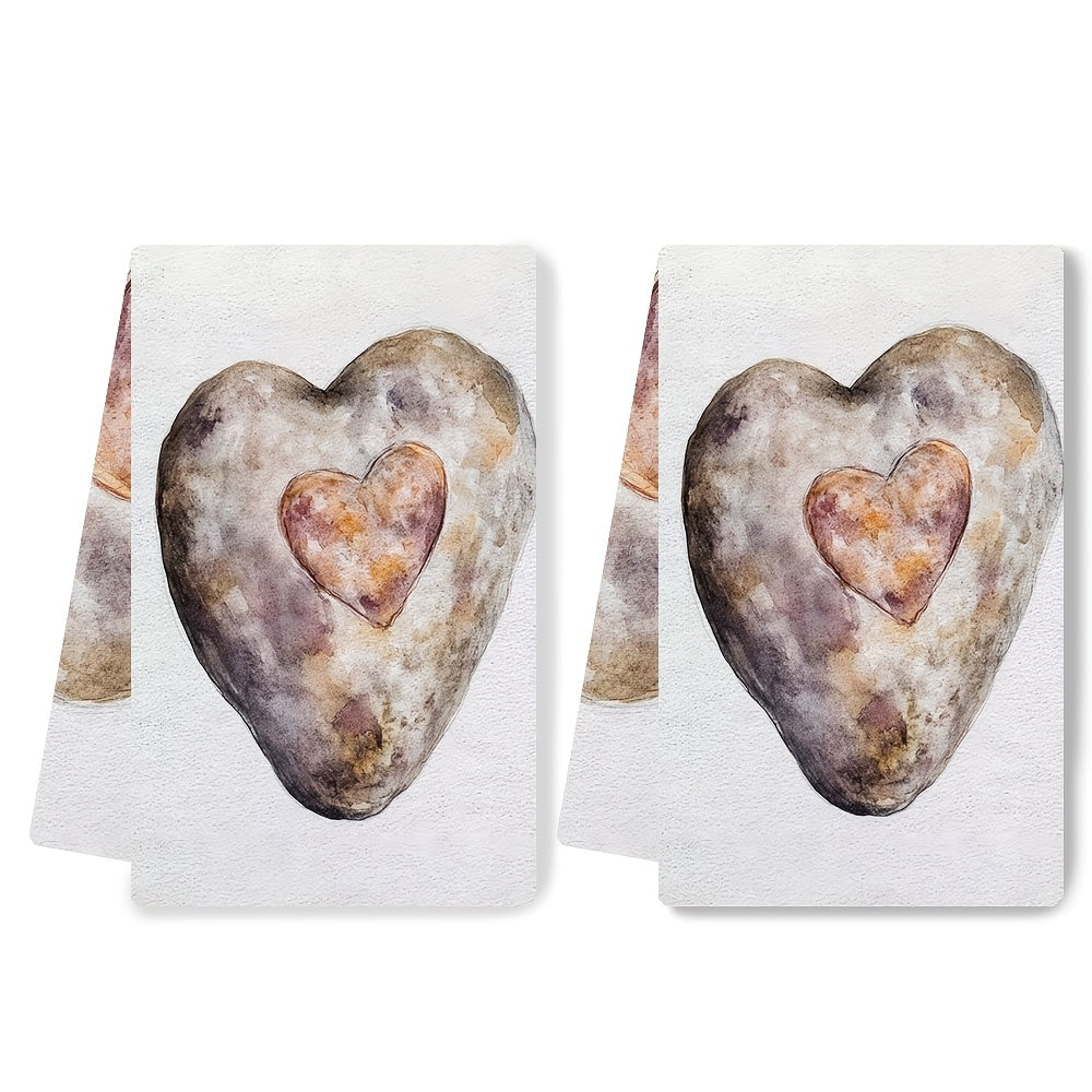 Two ultra-soft kitchen towels with a Valentine's potato design. These towels are highly absorbent and perfect for holiday decoration. They are machine washable and measure 40.64X60.96 cm.