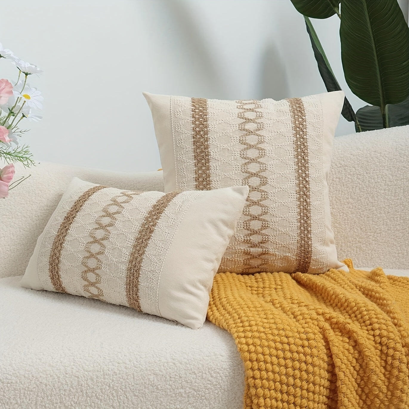 Transform your living space with our Bohemian Style Polyester Tassel Pillow Cover, offered in both Rectangular and Square shapes. Perfect for adding a touch of flair to your living room sofas, bedrooms, and bedside pillows.