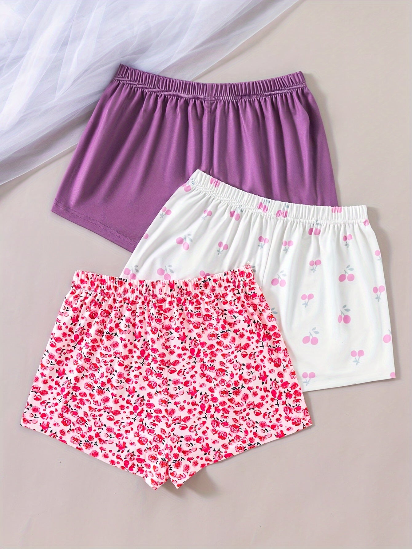 Women's 3-piece lounge shorts set features casual floral print, an elastic waistband, and is machine washable.