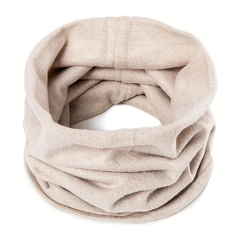 Knitted scarves for men and women to keep warm in autumn and winter with pullover neck sleeves.