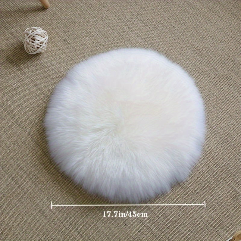 Luxurious Artificial Wool Cushion: 
This high-quality cushion features 12cm long wool and weighs 1300g per square meter. Perfect for use as a seat pad or floor rug, this ultra-soft cushion is both durable and cozy, making it a stylish addition to any