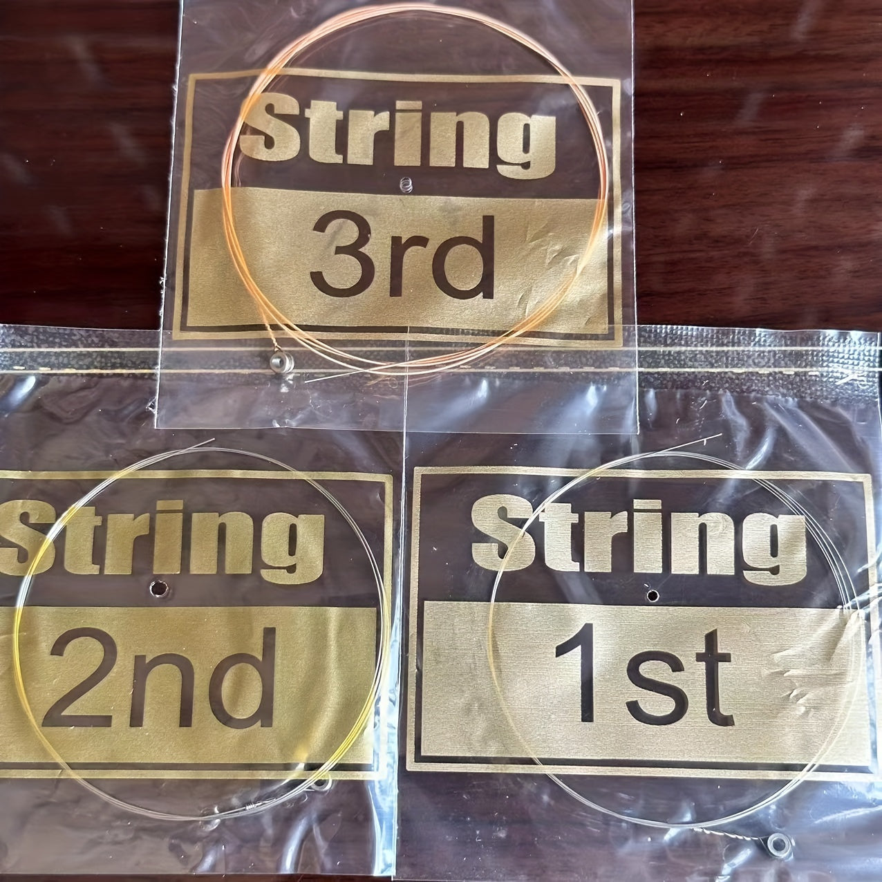 1 Set of stainless steel coated copper alloy wound acoustic guitar strings with quality steel core for folk guitar parts & accessories.