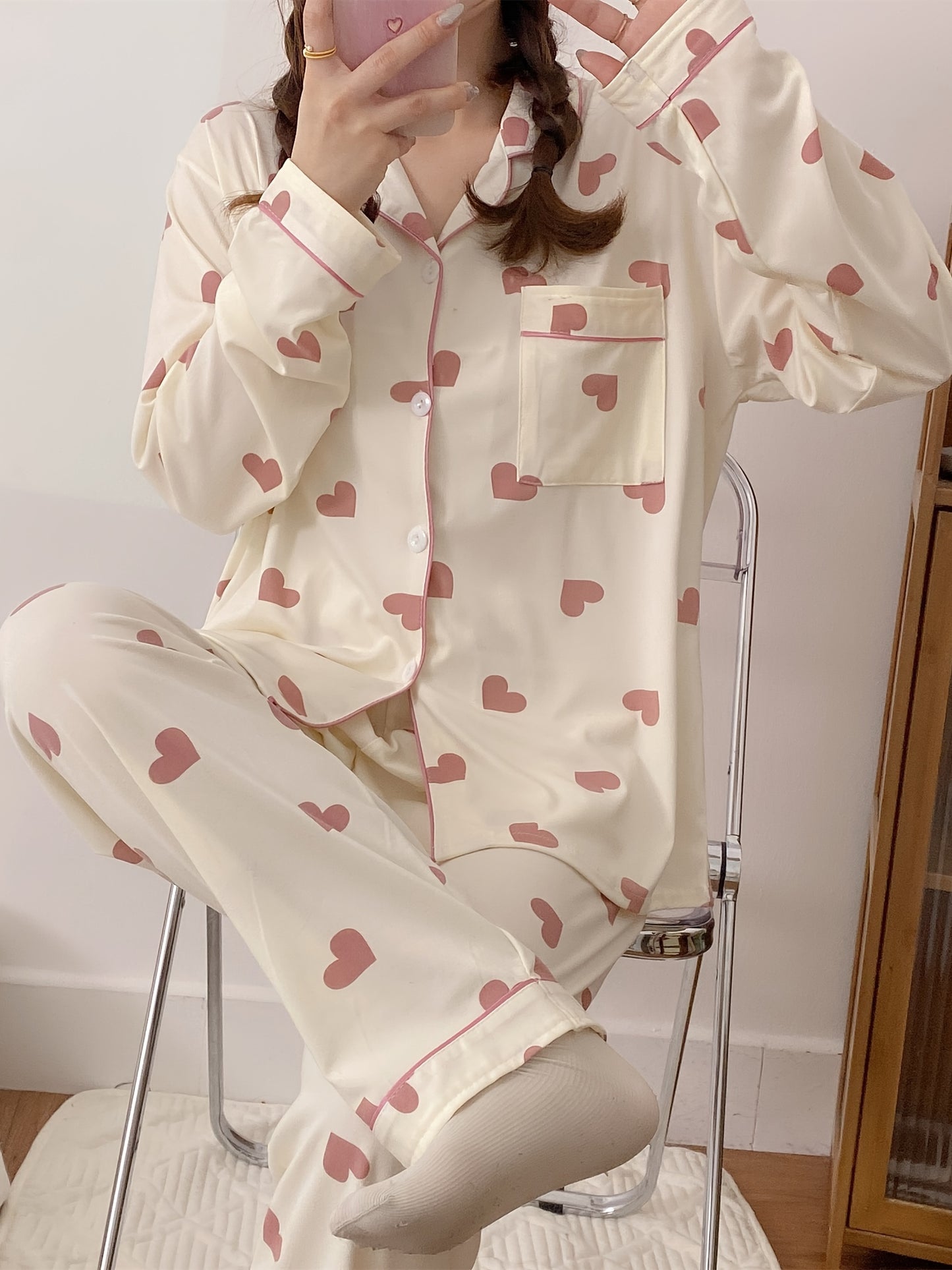 Women's Valentine's Day Heart Pattern Pajama Set - Cozy Polyester, Long Sleeve Top & Elastic Waist Pants, Ideal for Spring/Fall