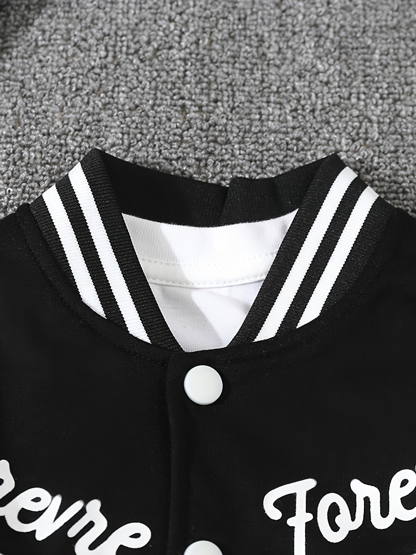 Boys Long Sleeve Varsity Baseball Jacket with Letter Graphic and Color Block Design, Drop Shoulder Style, No Hoodie