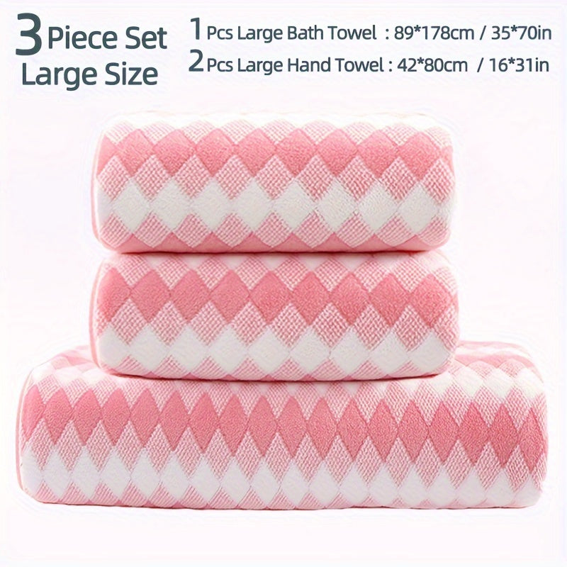 Boss Plaid Pattern Towel Set, Coral Velvet, includes 2 bath towels and 1 hand towel. Soft and absorbent, perfect for the home bathroom.